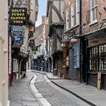The Shambles - William Morris